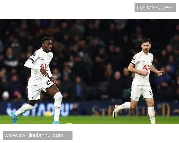 乌多吉：被持枪要挟时真的吓到了 热刺夺得欧联杯时感觉梦想成真